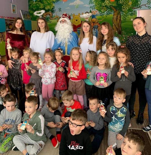 Студенти разом з вихованцями